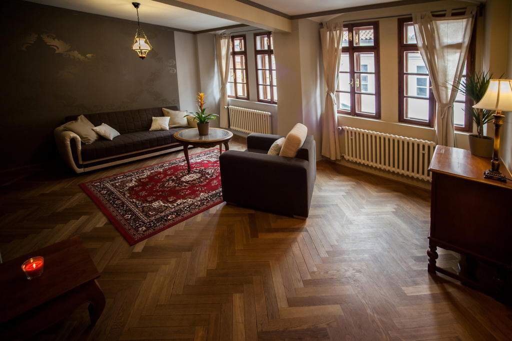 Apartment Nerudova By Interhome Prague Phòng bức ảnh