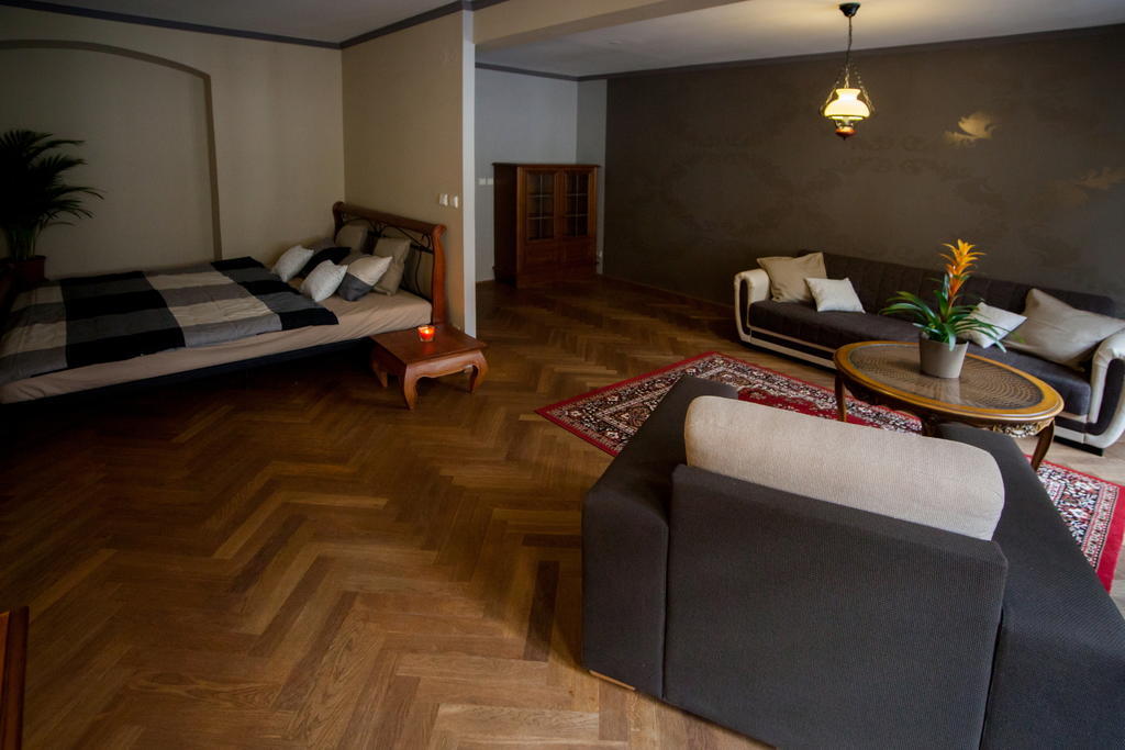 Apartment Nerudova By Interhome Prague Phòng bức ảnh